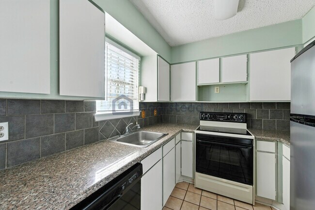 Foto del edificio - 923 Vance Jackson Rd