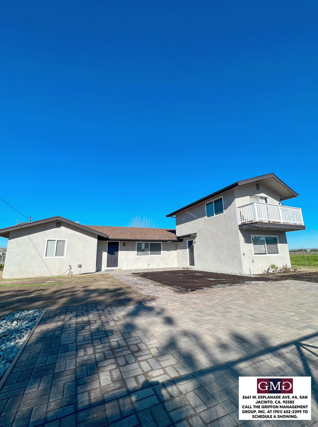 Primary Photo - 5 Bedroom, 2 Bathroom House on 20 Acre Equ...