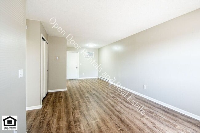 Building Photo - 501 Autumn Hills Dr