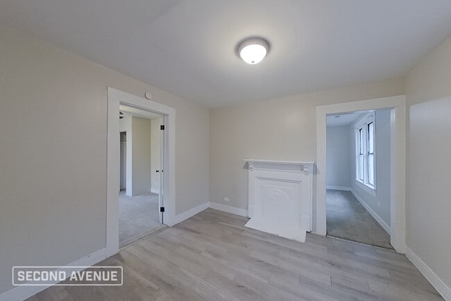 Building Photo - 1709 1st St S