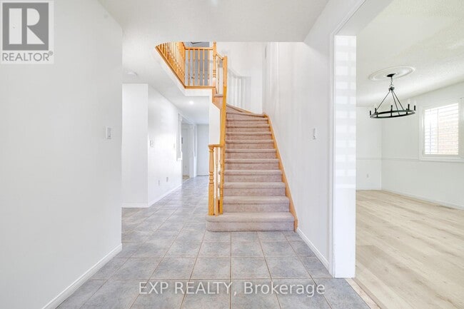 Building Photo - 39 Bosworth St