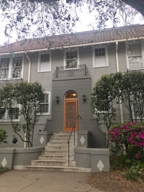 Foto del edificio - Uptown Apartment on Mardi Gras Parade Route