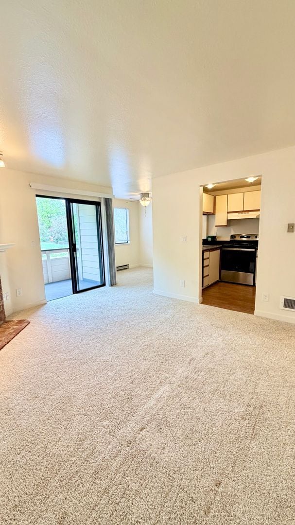 Interior Photo - Jackson Greens