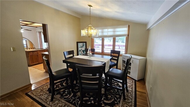 Building Photo - 5635 Janet Blvd