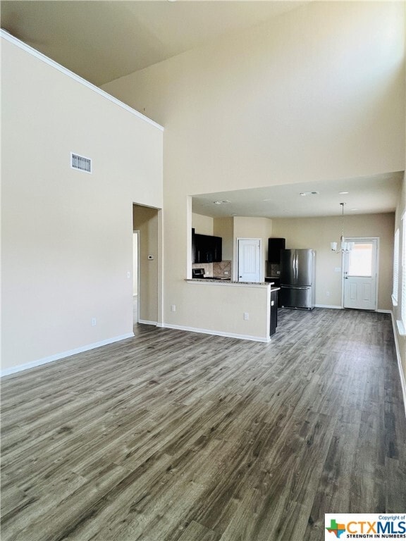 Building Photo - 441 Moulins Ln