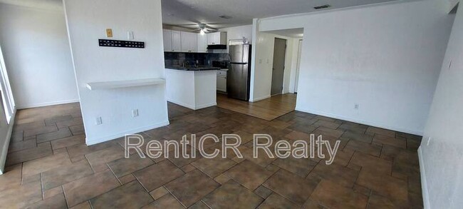 Photo - 2625 FL-590 House