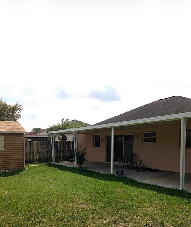 Foto del edificio - 20583 SW 103rd Ave