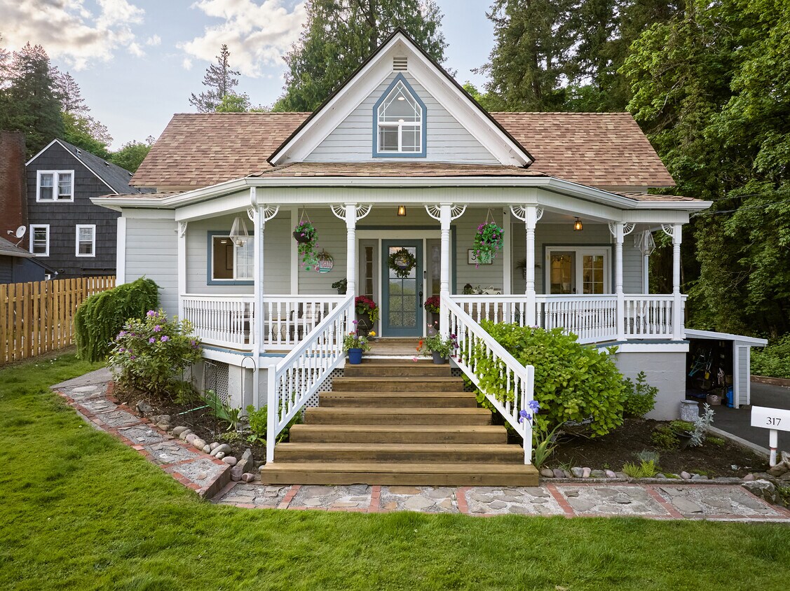 Foto principal - 317 NE 7th Ave