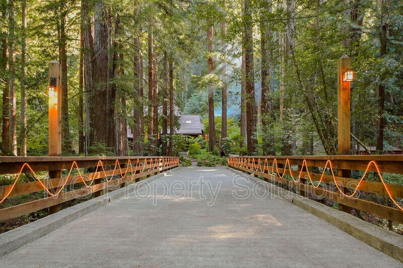 Foto principal - 7079 Lucas Valley Rd