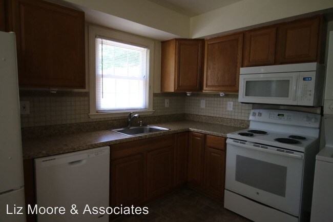 Building Photo - 2 br, 1 bath House - 7110 Bray Road