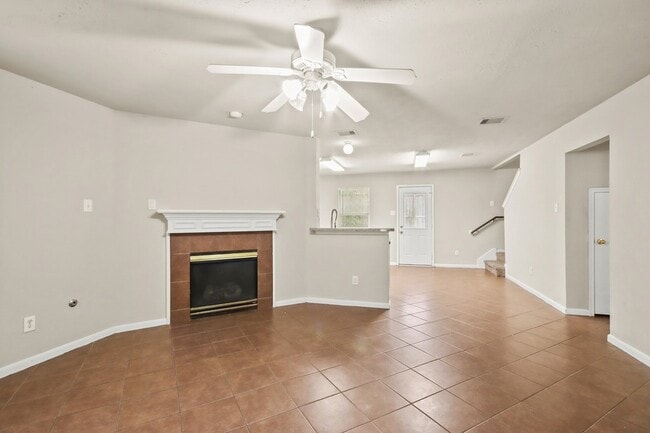 Building Photo - 807 Sycamore Ridge Ln