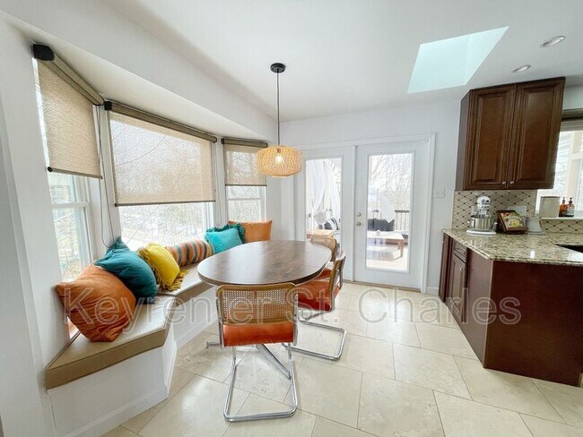 Foto del edificio - 3022 Rockwood Trail