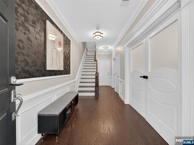 Building Photo - 4 Wesmont Drive