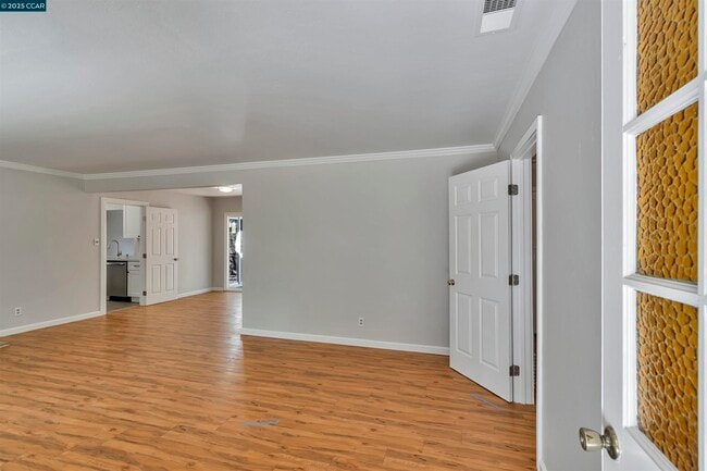 Foto del edificio - 520 Dawkins Dr
