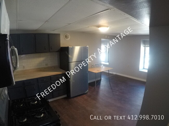 Foto del edificio - 129 S 17th St