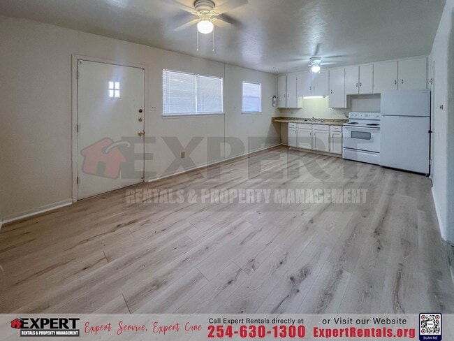 Foto del edificio - 1-Bedroom Home in Historic Killeen with New Flooring!!