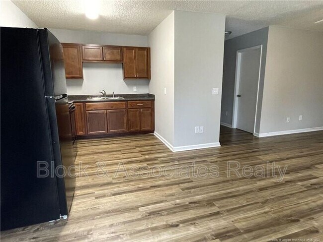 Foto del edificio - 103 N 9th St