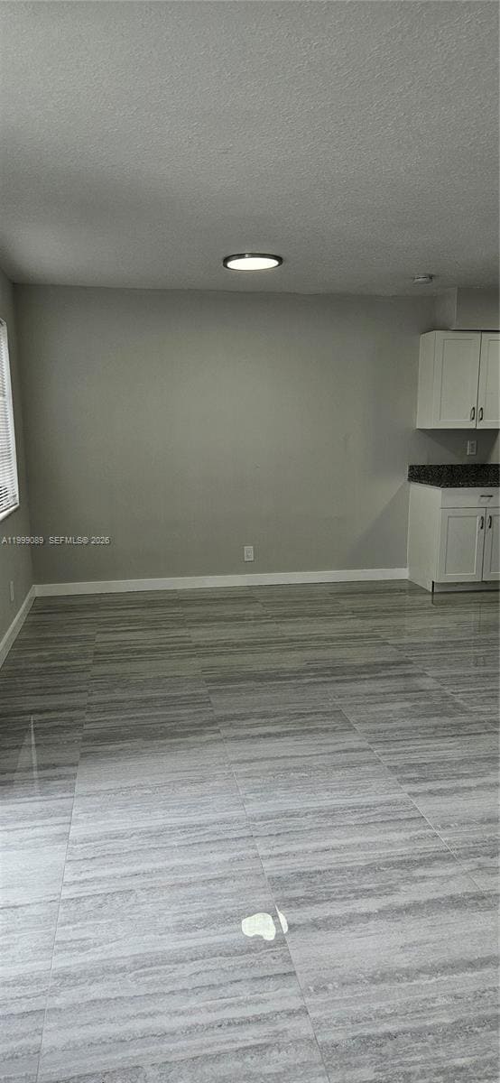 Building Photo - 1408 SW 9th Ave