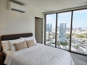 Building Photo - 1388 Kapiolani Blvd