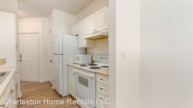 Building Photo - 1 br, 1 bath House - 1021 Rosewood Lane