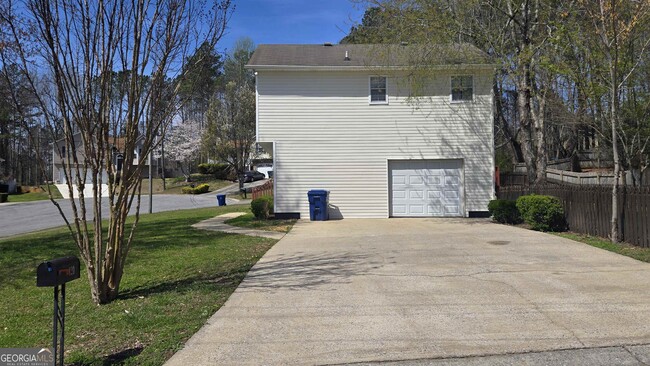 Building Photo - 120 Ashford Dr
