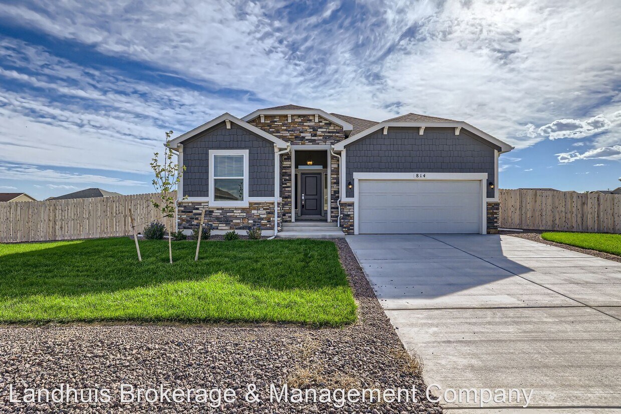 814 Maybelle Dr, Pueblo, CO 81007 House Rental in Pueblo, CO