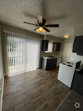 Building Photo - 4264 N Bengston Ave