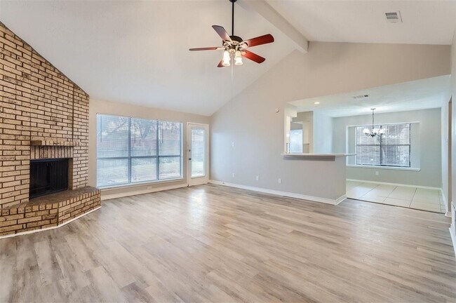 Foto del edificio - 1304 Seabrook Dr