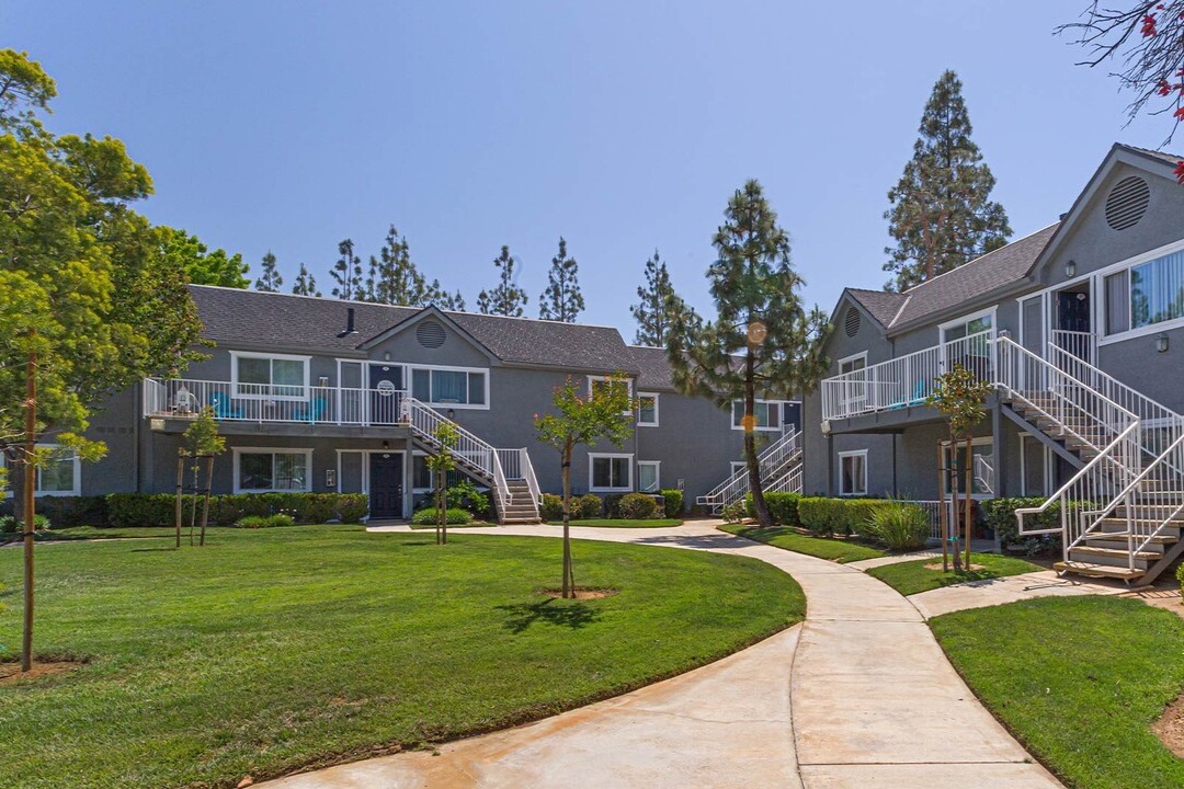 Primary Photo - Mountain View Apartments