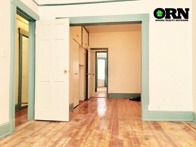 Building Photo - 151 Hemlock St