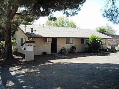 Primary Photo - 147 Mono Ave