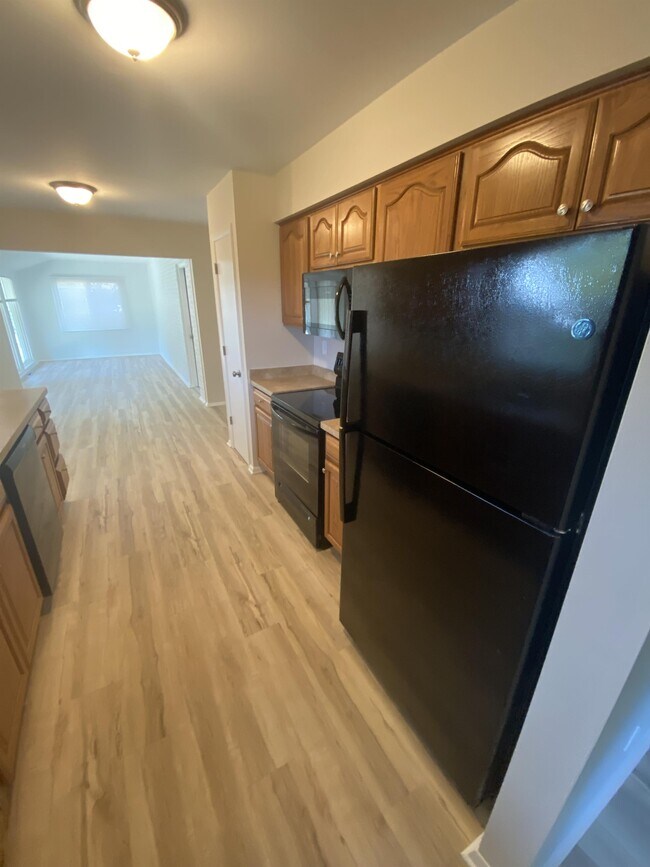 Foto del edificio - 4375 N 143rd St