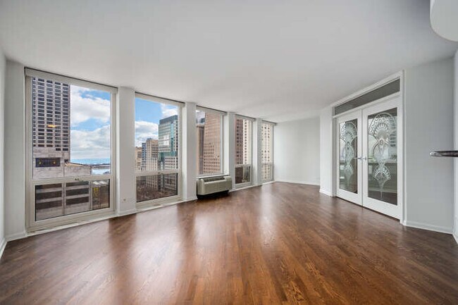 Foto del edificio - 111 E Chestnut St