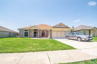 Building Photo - 4310 Neta Dr