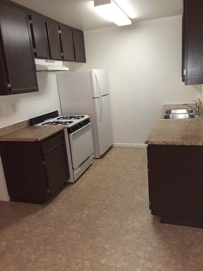 Foto del edificio - 3721 Sunset Ln
