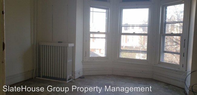 Building Photo - 1052 N 5th St
