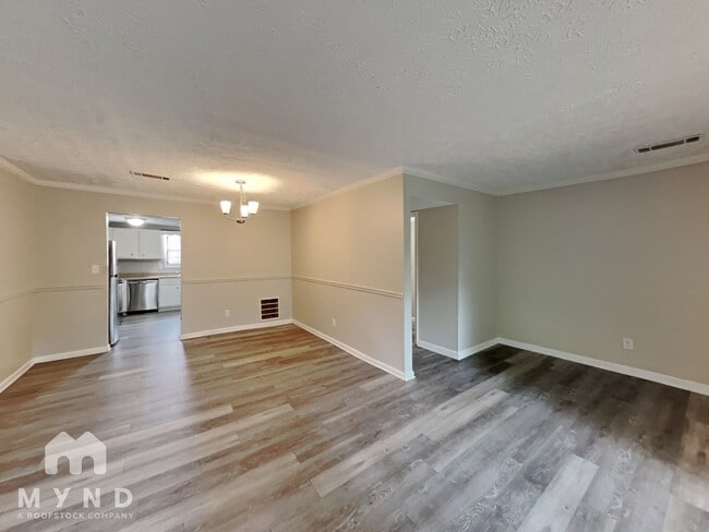 Building Photo - 4395 Coopers Creek Dr SE