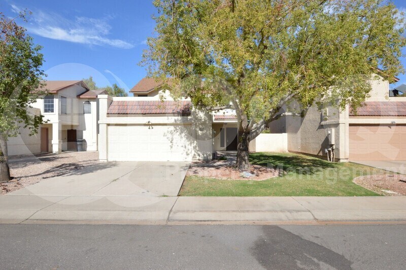 Primary Photo - 3520 W Ivanhoe St