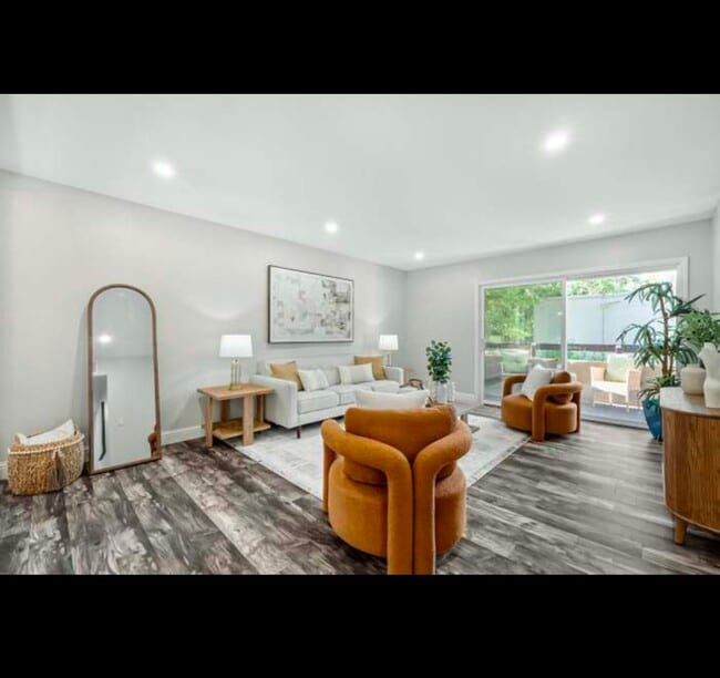 Building Photo - 310 Tradewinds Dr