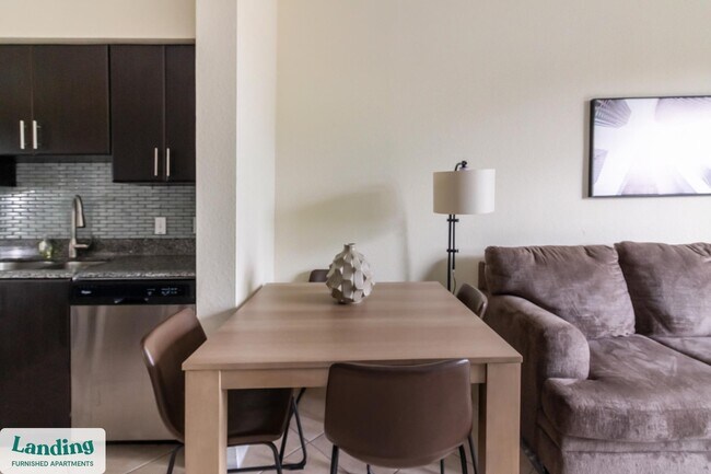 Foto del edificio - 11575 City Hall Promenade