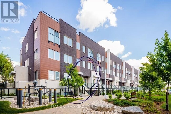 Building Photo - 780 Sheppard Ave E