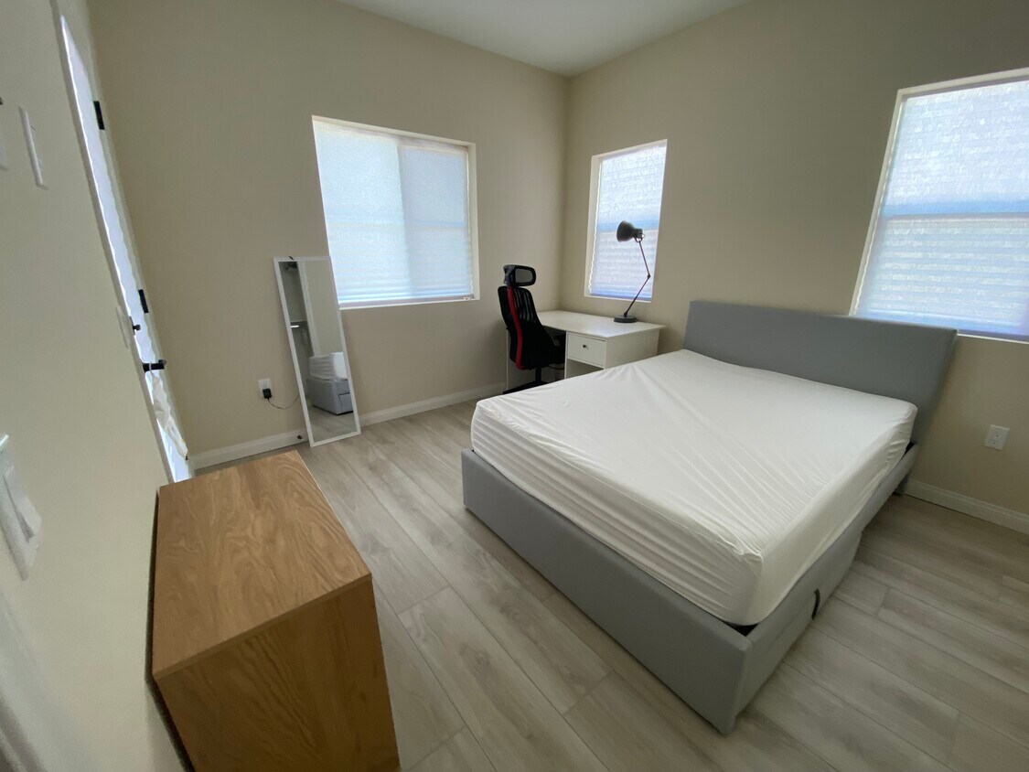 1116 N Monterey St, Alhambra, CA 91801 Townhome Rentals in Alhambra