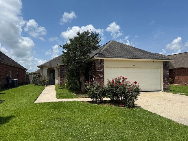 Foto del edificio - 3BD 2BA House on Nicholson Lakes Subdivision
