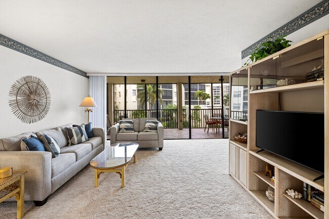 Foto del edificio - 933 Collier Ct