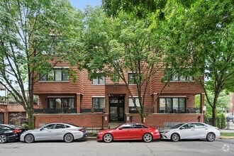 Building Photo - 1952 N Honore St