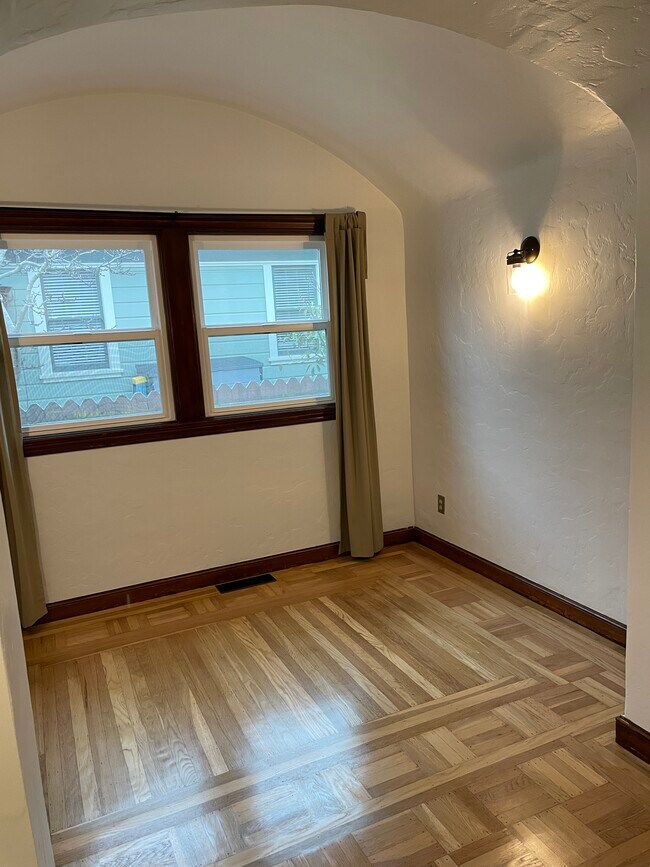 dining room - 205 Anita Rd