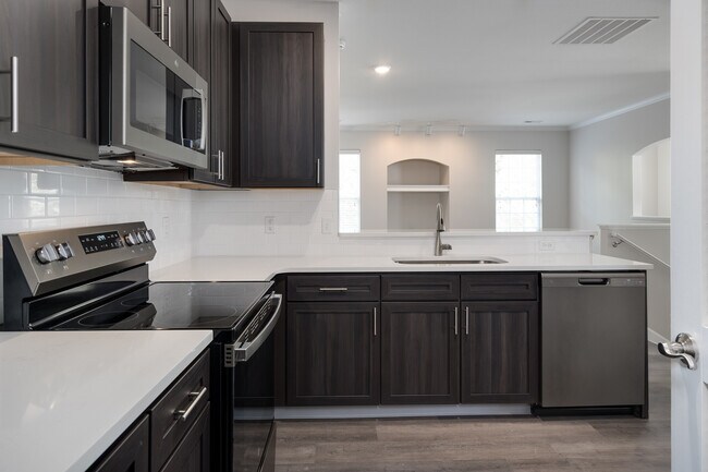 Building Photo - Stone Falls of Ada