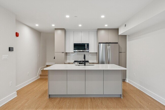 Foto del edificio - 2134 Wisconsin Ave NW