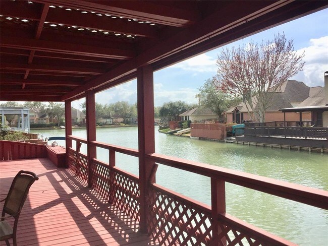 Foto del edificio - 1239 Misty Lake Ct