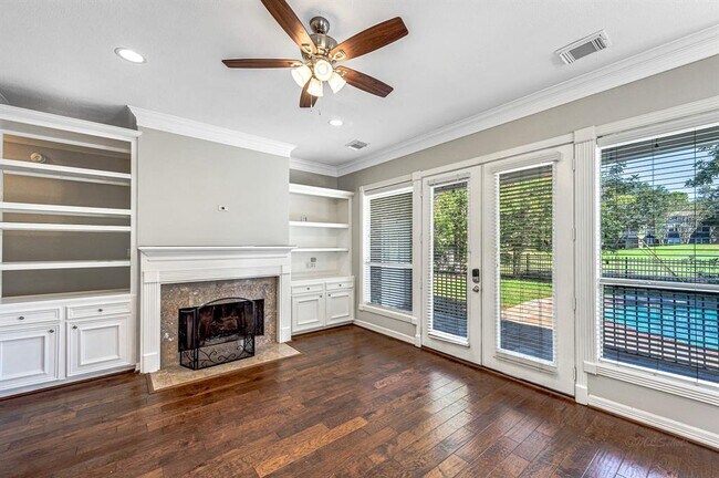 Foto del edificio - 1722 Country Squire Dr